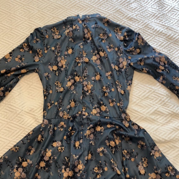 Vintage Floral Dress - Picture 11 of 15